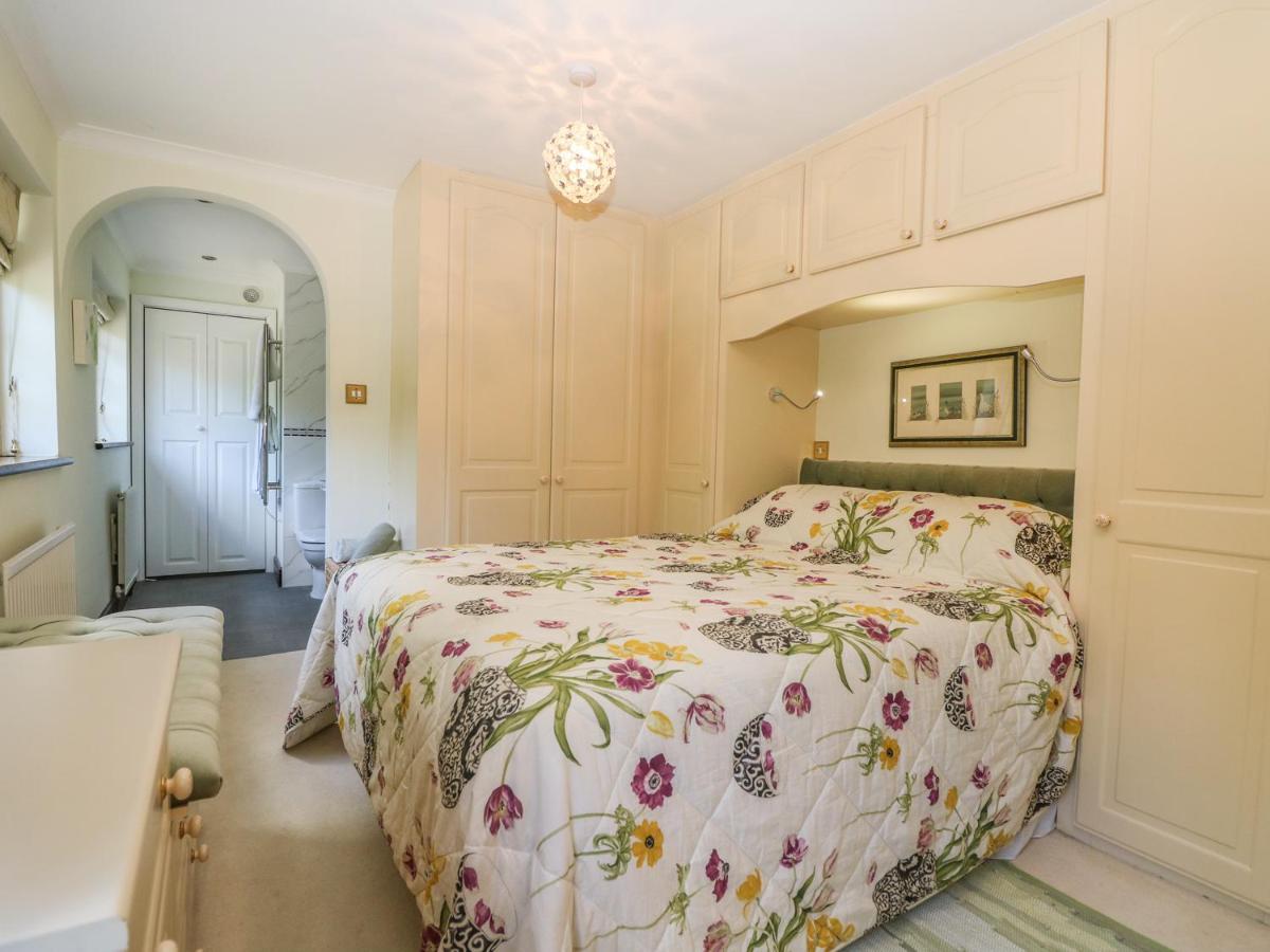 Miswells Cottages - Lake View Turners Hill Eksteriør billede